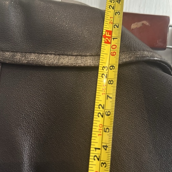 Leather jacket - Picture 15 of 16